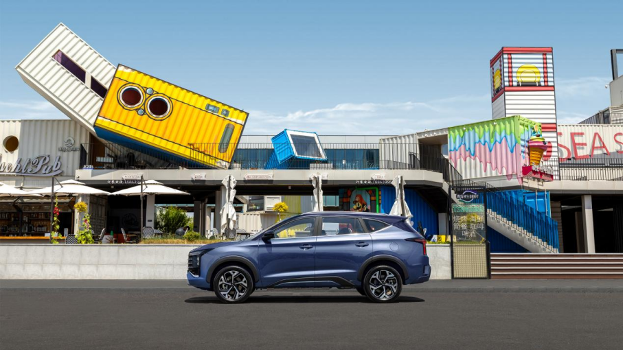 9.98-14.98万元  大七座电混SUV  江淮X8 E家正式上市2326.png